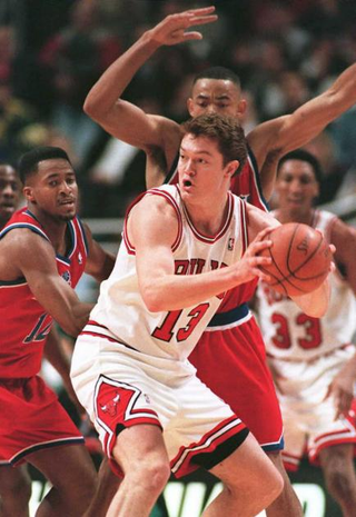 Illustration for article titled The 72-10 Chicago Bulls: Where Are They Now?